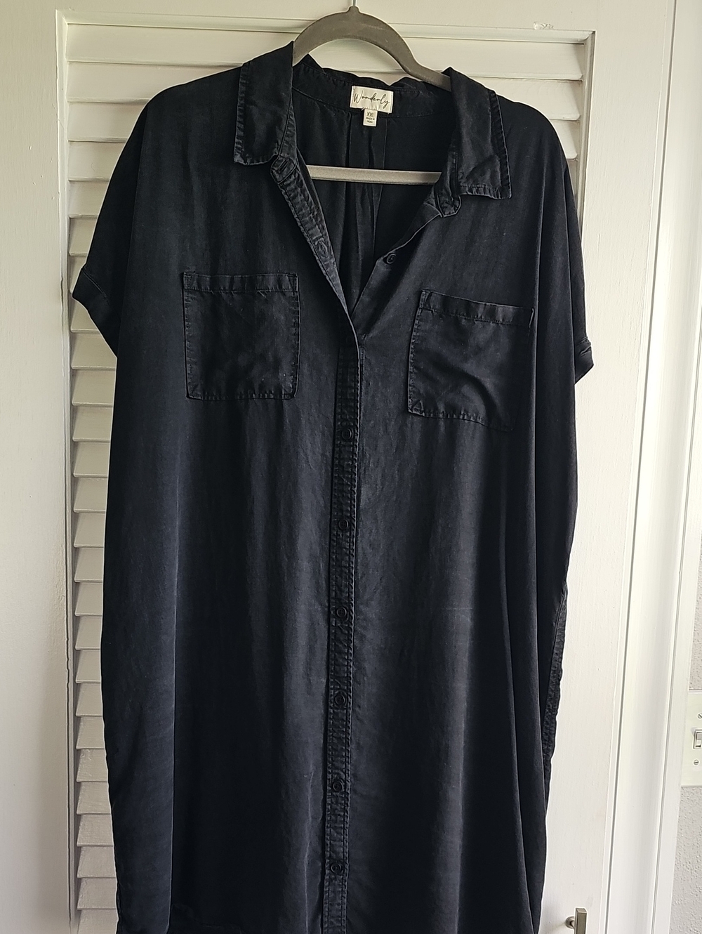 Universal Thread Black Casual Button-Down t-shirt dress